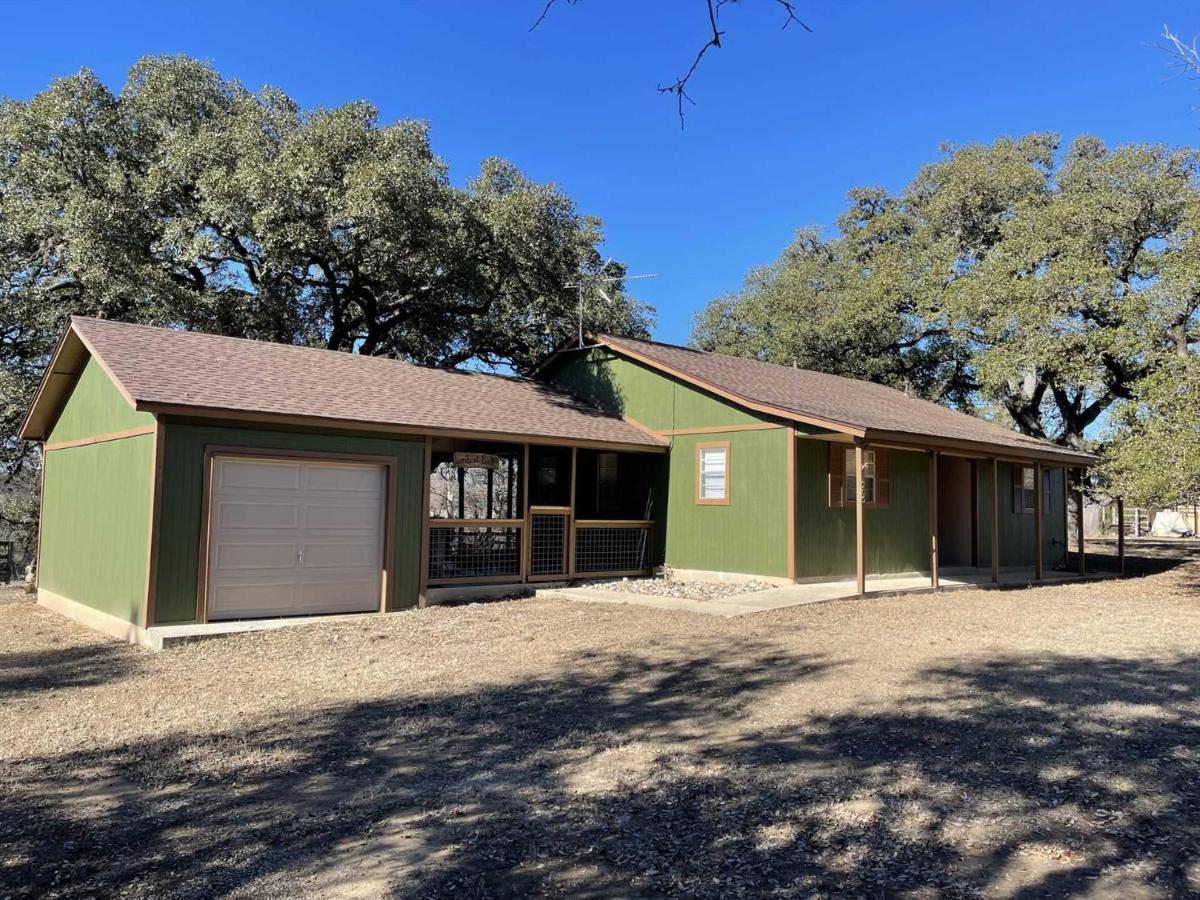 Lambert Park On Medina River Hotel Bandera Exterior photo